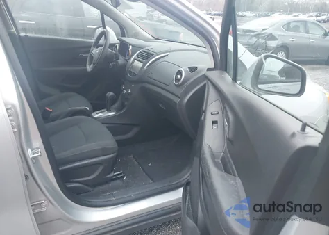 2015 Chevrolet Trax 1Ls z USA, uszkodzony, nr VIN KL7CJKSB3FB228928